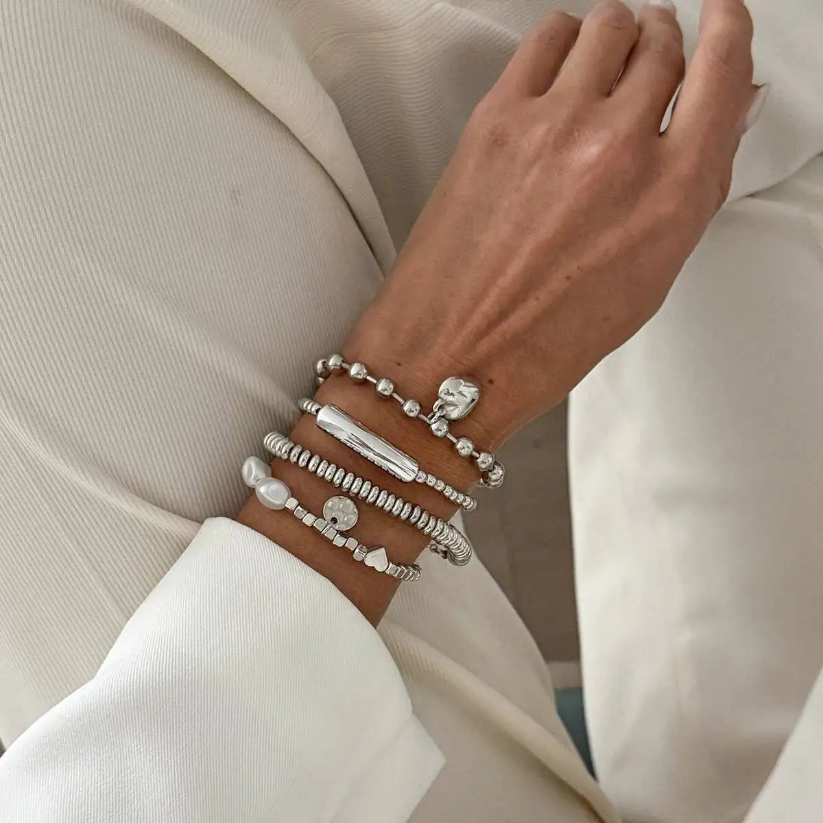4pcs Trendy Pearl Metal Heart Bracelet Set Creative Silver Color Chain