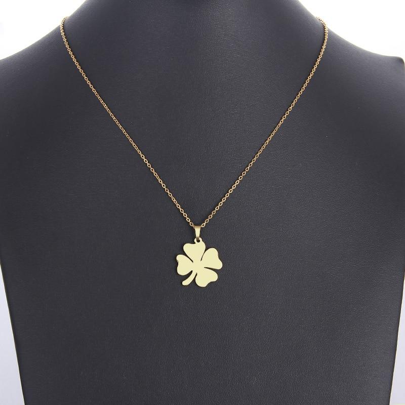 Lover's Clover Necklace For Women Fashionable Jewelry
